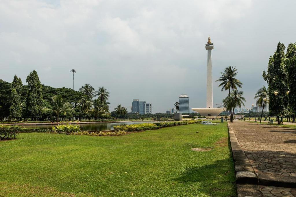 Amaris Fachrudin – Tanah Abang